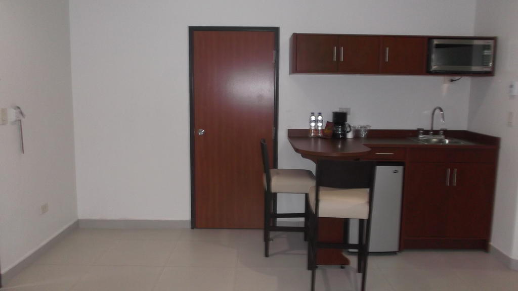 Booye Hotel Navojoa Kamer foto