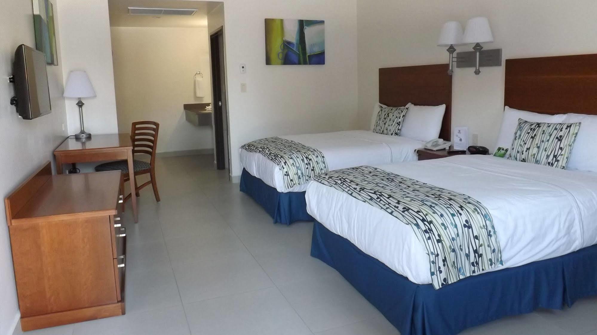 Booye Hotel Navojoa Buitenkant foto